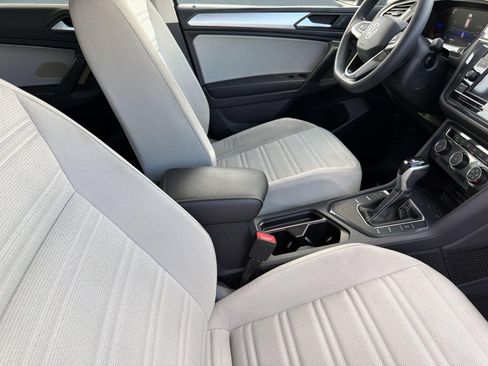 Used 2022 Volkswagen Tiguan S FWD image 23