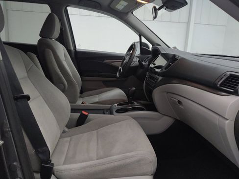 Used 2020 Honda Pilot EX image 21