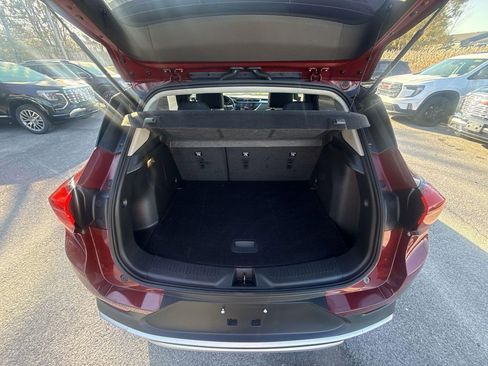 Used 2023 Buick Encore GX Preferred w/ Cold Weather Comfort Package image 29