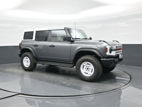 New 2025 Ford Bronco Heritage Edition image 10
