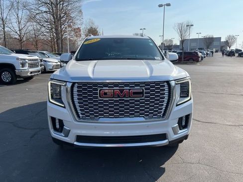 Used 2023 GMC Yukon Denali w/ Max Trailering Package image 2