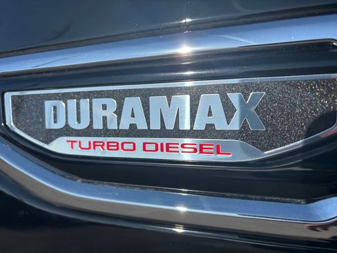 Used 2024 GMC Sierra 1500 Denali image 9