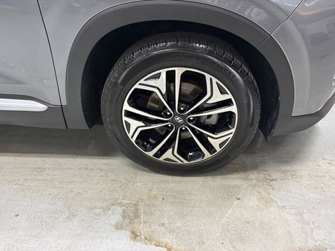Used 2019 Hyundai Santa Fe FWD image 4