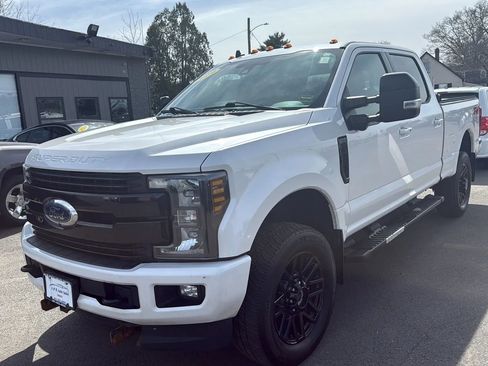 Used 2019 Ford F250 Lariat w/ Lariat Ultimate Package AWD/4WD image 3