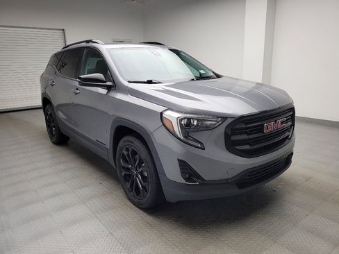 Used 2021 GMC Terrain SLT w/ Infotainment Package II AWD/4WD image 13