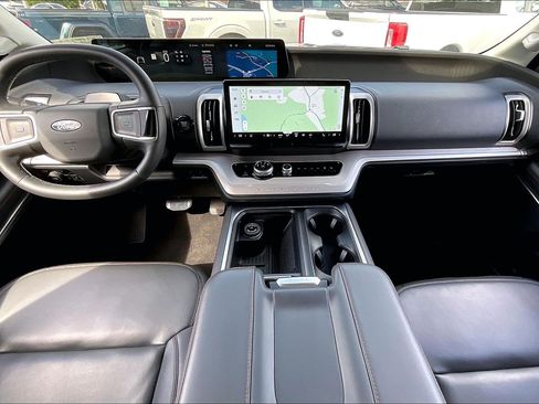 Certified 2025 Ford Expedition Max Active AWD/4WD image 15
