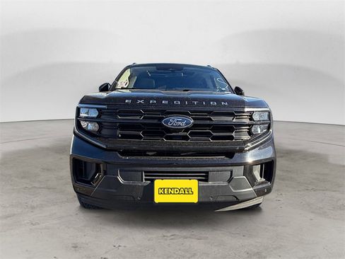 Used 2025 Ford Expedition Max Active image 5