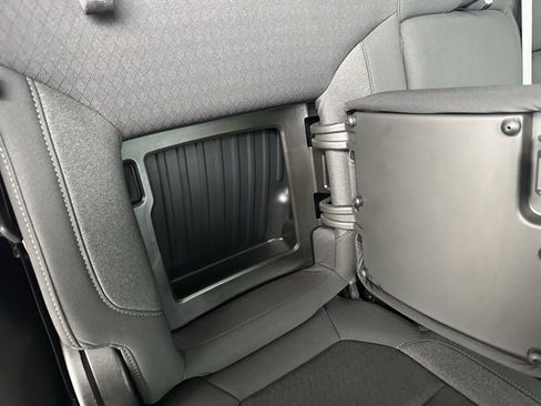 Used 2021 Chevrolet Silverado 1500 RST image 26