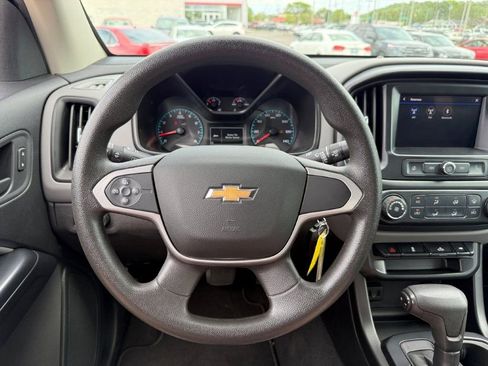 Used 2020 Chevrolet Colorado W/T w/ WT Convenience Package image 28