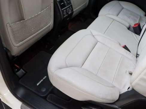 Used 2015 Mercedes-Benz GL 550 GL 550 image 31