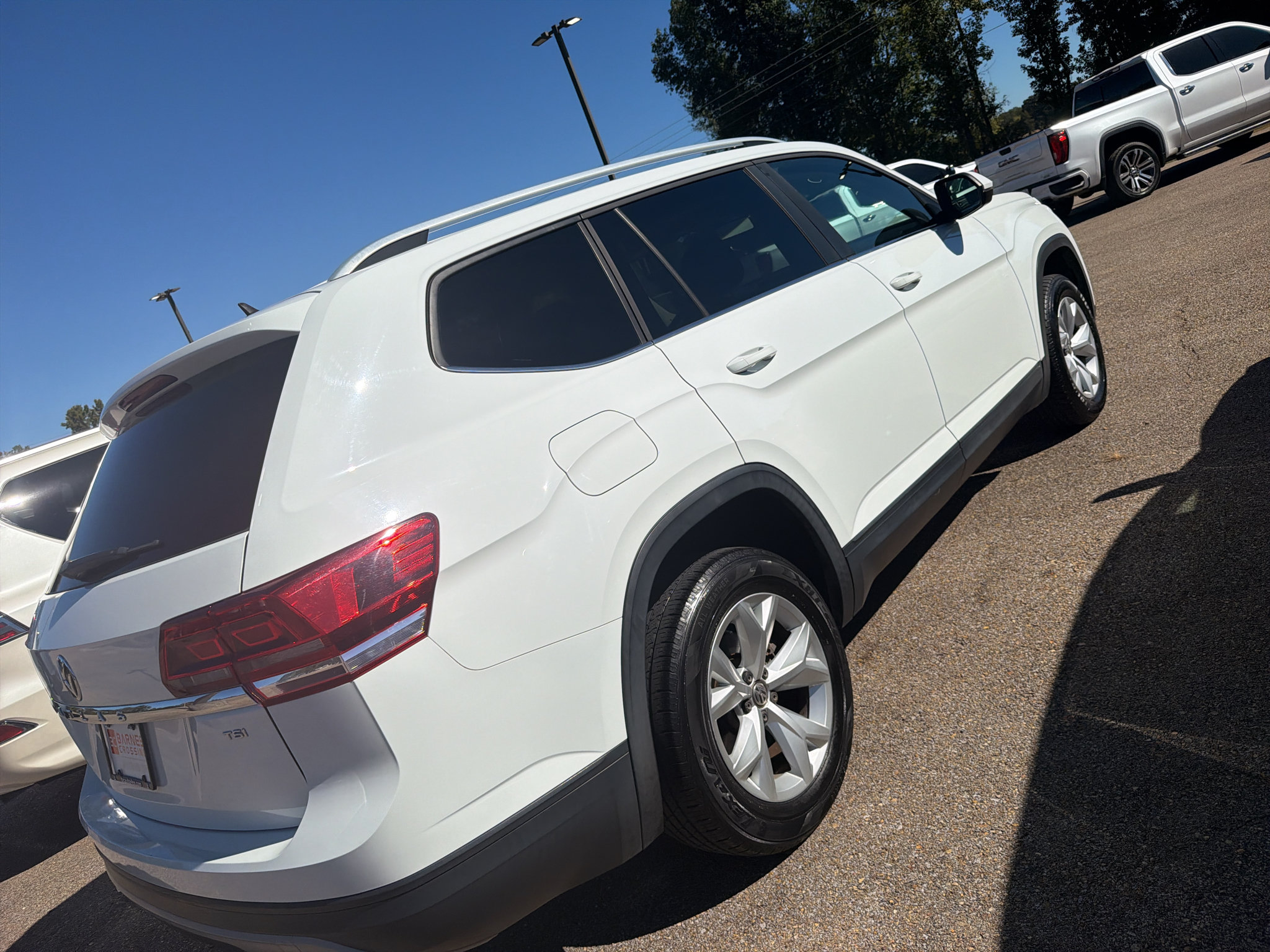 Used 2018 Volkswagen Atlas S FWD image 4