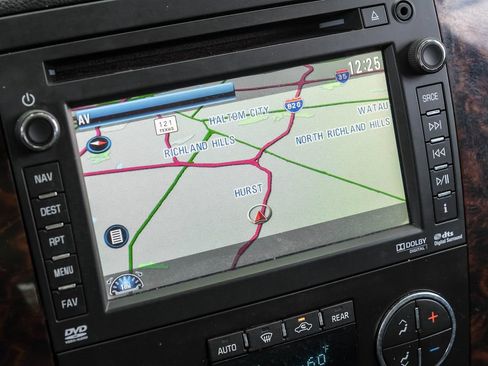 Used 2013 GMC Yukon XL Denali AWD/4WD image 6
