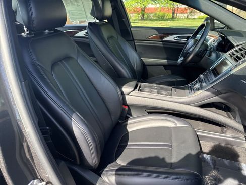 Used 2019 Lincoln MKZ Reserve w/ Reserve Plus Package AWD/4WD image 25