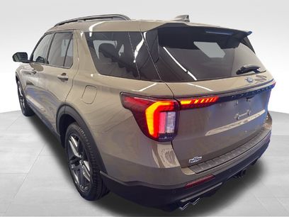 New 2026 Ford Explorer ST w/ Sun And Sound Package