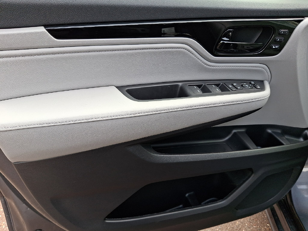 Used 2024 Honda Odyssey Elite image 14
