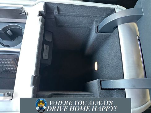 New 2026 Lincoln Navigator Premiere image 18