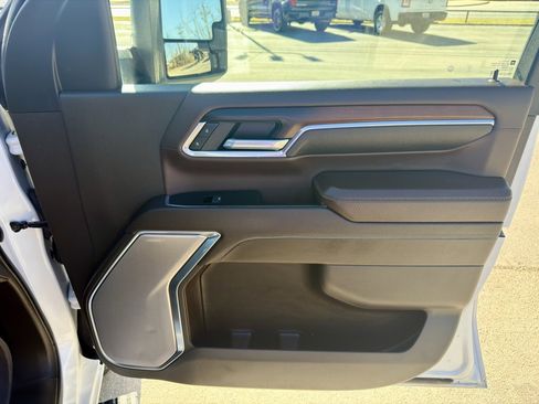 Used 2024 GMC Sierra 2500 Denali w/ Denali Reserve Package image 31