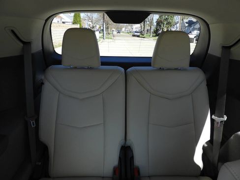 Used 2022 Cadillac XT6 Premium Luxury w/ Technology Package image 22