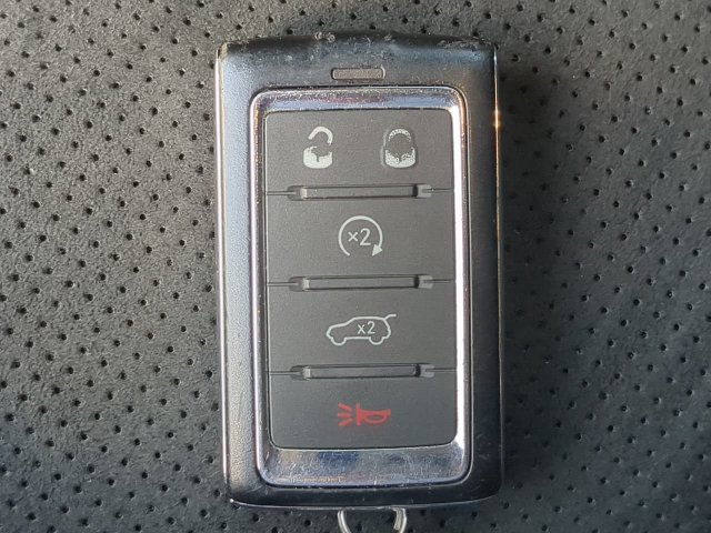 Certified 2025 Jeep Grand Cherokee Altitude AWD/4WD image 35