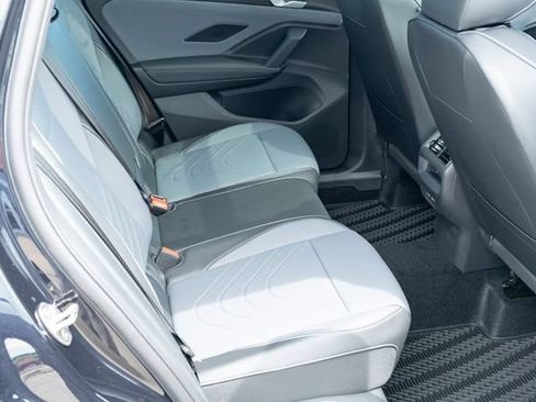 New 2026 Volkswagen Tiguan SE R-Line AWD/4WD image 41