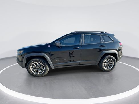 Used 2020 Jeep Cherokee Trailhawk w/ Cold Weather Group AWD/4WD image 5