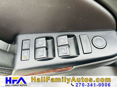 Used 2019 GMC Yukon SLE w/ SLE Value Package AWD/4WD image 13