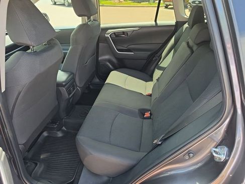 Used 2024 Toyota RAV4 LE AWD/4WD image 22