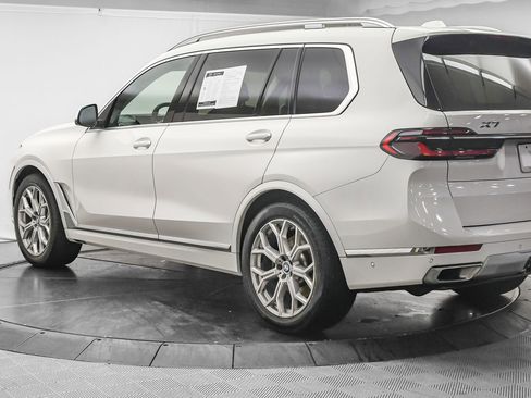 Used 2023 BMW X7 xDrive40i w/ Dynamic Handling Package image 5