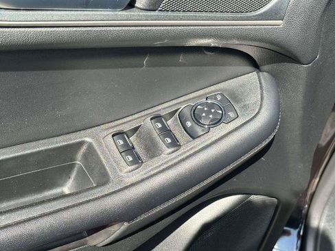 Certified 2024 Ford Edge SEL AWD/4WD image 17