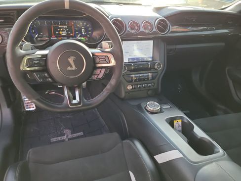 Used 2020 Ford Mustang Shelby GT500 w/ Technology Package image 18