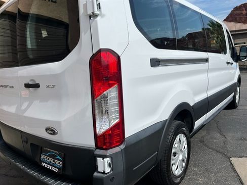 Used 2022 Ford Transit 350 XLT RWD image 24