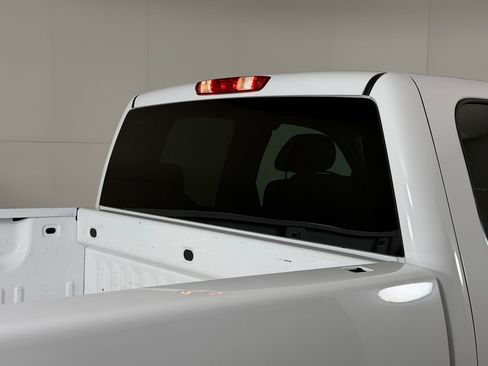 Used 2010 GMC Sierra 1500 SLE w/ Power Pack Plus AWD/4WD image 27