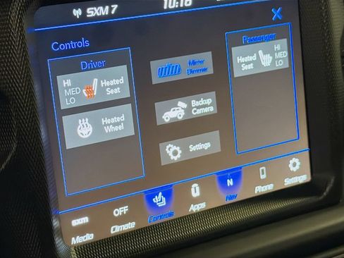 Used 2022 Jeep Wrangler Unlimited Sahara w/ Cold Weather Group AWD/4WD image 23
