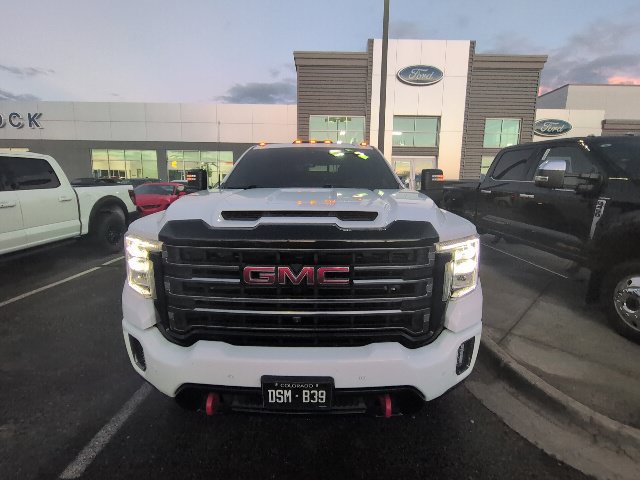 Used 2021 GMC Sierra 2500 AT4 w/ AT4 Premium Plus Package AWD/4WD image 2