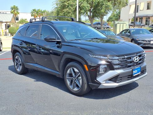 Certified 2025 Hyundai Tucson SEL FWD image 7