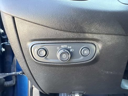 Used 2020 Chevrolet Equinox LT FWD image 26