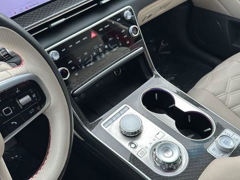 Used 2025 Genesis GV80 3.5T e-SC image 21