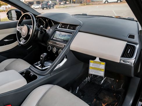 Used 2019 Jaguar E-PACE S image 14