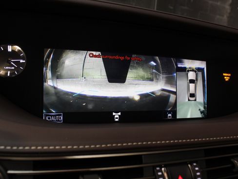 Used 2020 Lexus LS 500 w/ Luxury Package image 66