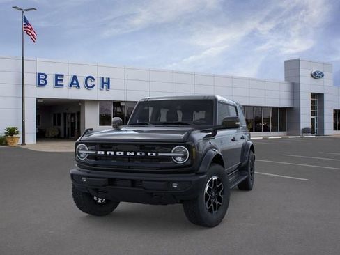 New 2025 Ford Bronco Outer Banks AWD/4WD image 2