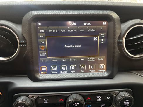 Used 2022 Jeep Wrangler Unlimited Rubicon 4xe w/ Steel Bumper Group image 19