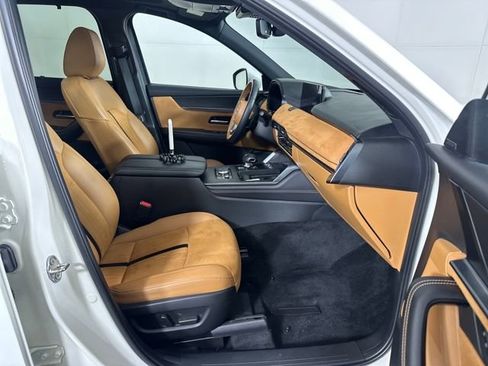 Used 2024 MAZDA CX-90 3.3 Turbo S w/ Premium Plus image 28