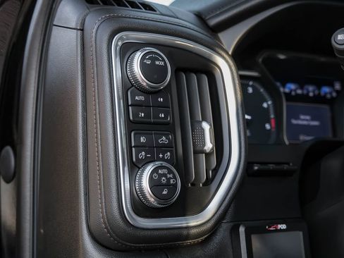 Used 2021 GMC Sierra 2500 AT4 w/ AT4 Premium Plus Package image 27