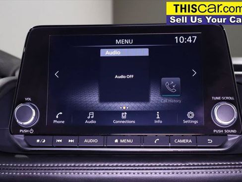 Used 2024 Nissan Rogue S FWD image 19