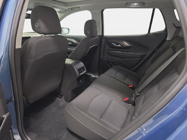 Used 2024 GMC Terrain SLE w/ Driver Convenience Package AWD/4WD image 12
