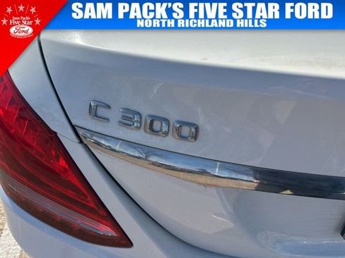 Used 2015 Mercedes-Benz C 300 Sedan image 8
