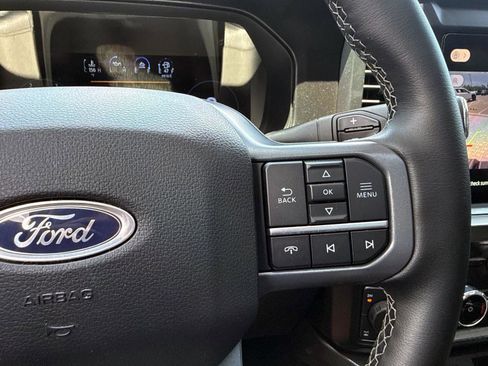 Used 2025 Ford F250 Lariat w/ Lariat Ultimate Package AWD/4WD image 29