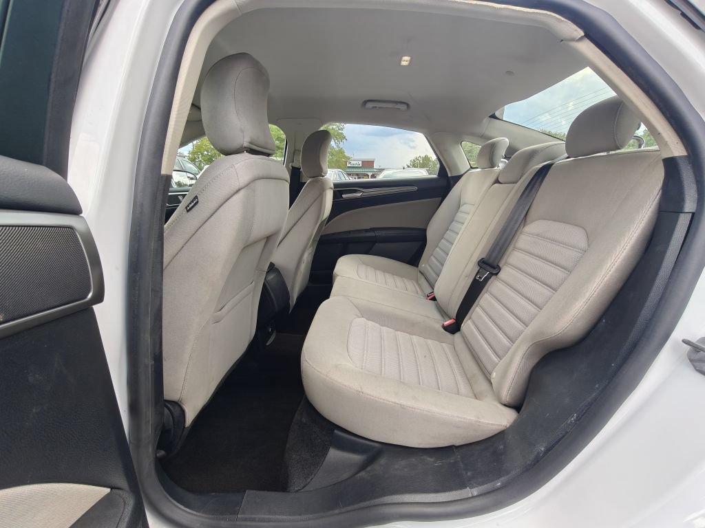 Used 2018 Ford Fusion S FWD image 23