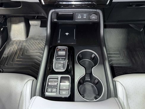 Used 2024 Honda Pilot Elite image 36