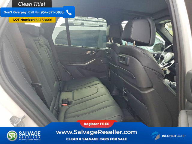 Used 2022 BMW X5 xDrive45e w/ Executive Package AWD/4WD image 15